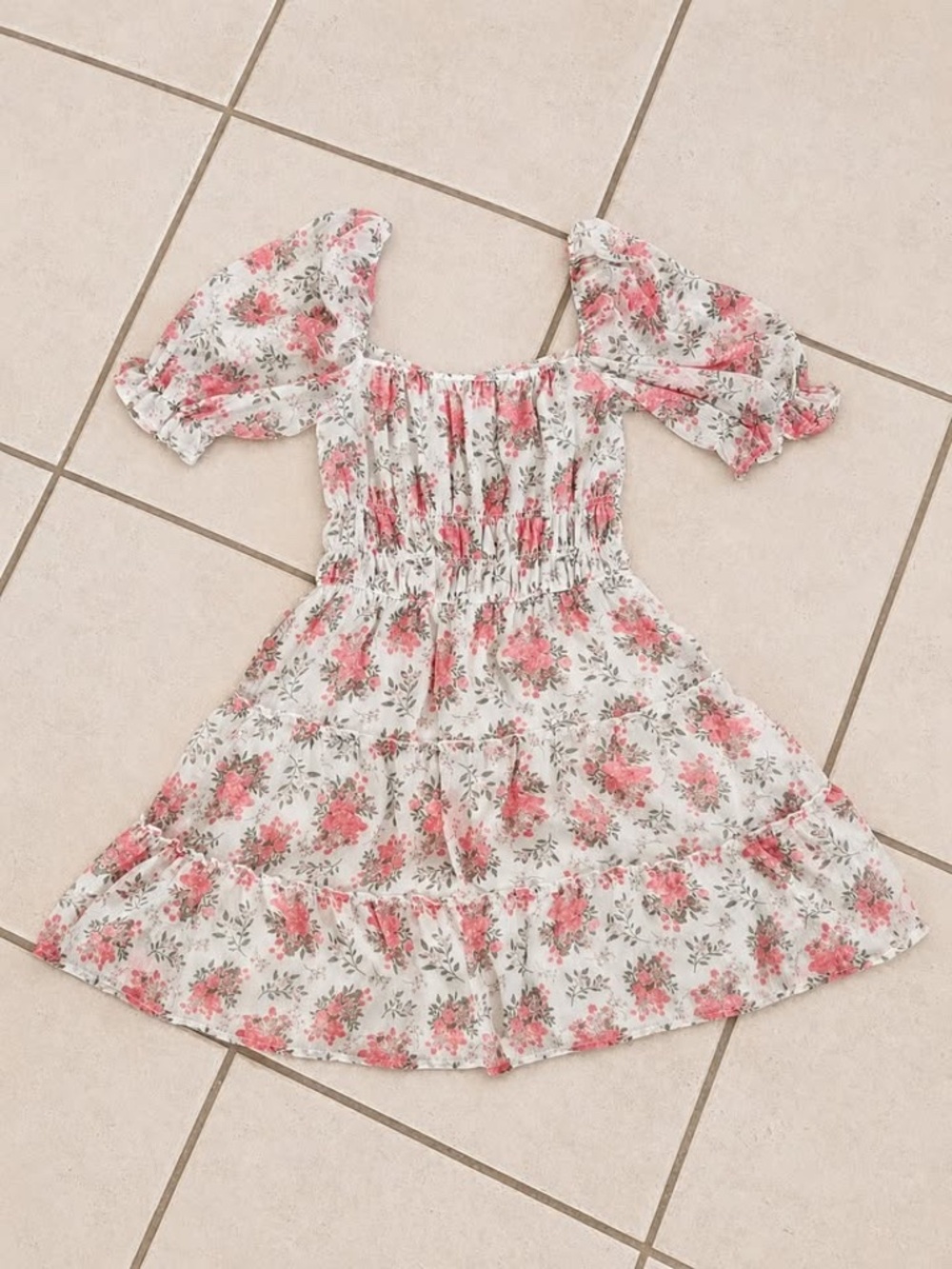 Trixxi Floral Puff Sleeve Smocked Mini Dress Size Medium Cottagecore